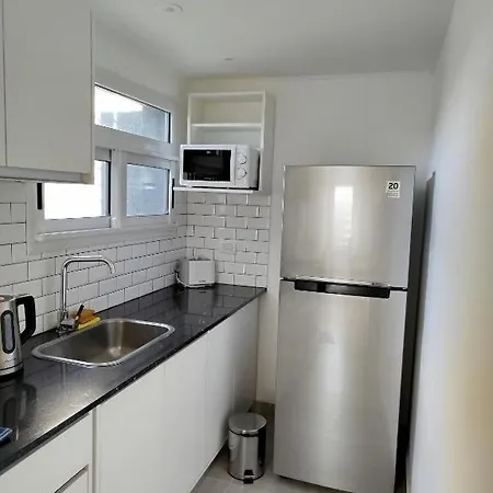 Moderno Depto 5 Con Cochera Tandil Exterior photo