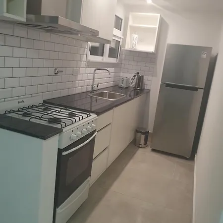 Moderno Depto 5 Con Cochera Tandil Exterior photo